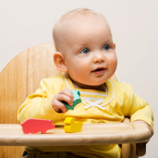Best wooden highchairs | Baby 0 to 12 months | Bounty