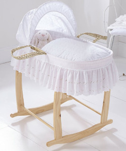 cuggl wicker moses basket